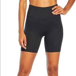 WILDFOX Sweat Contoured Biker Shorts Black Lemonade
